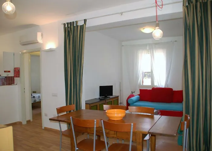Lucia House 度假居 皮诺港